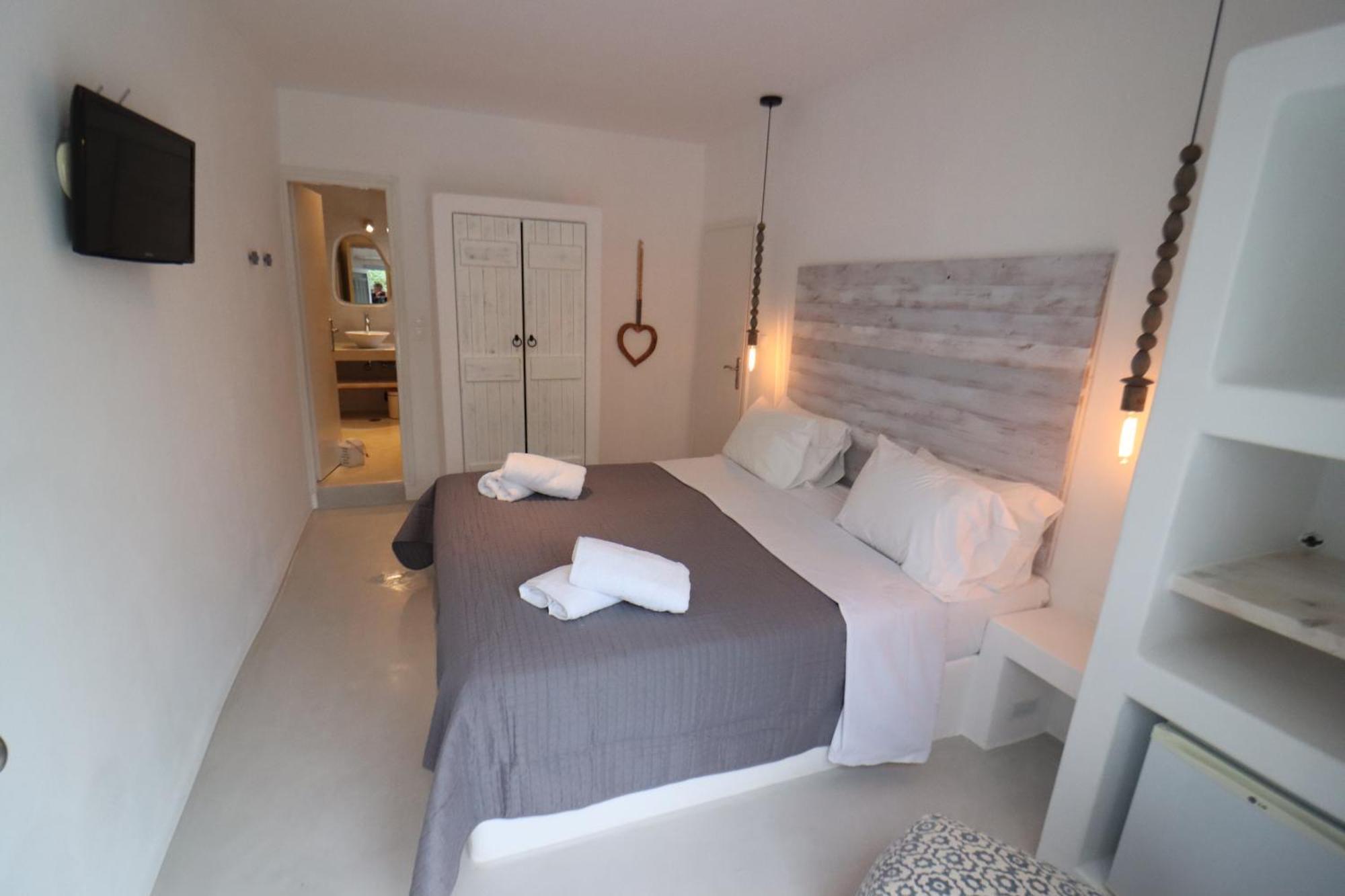 Flisvos Beach Studios Naxos City Εξωτερικό φωτογραφία